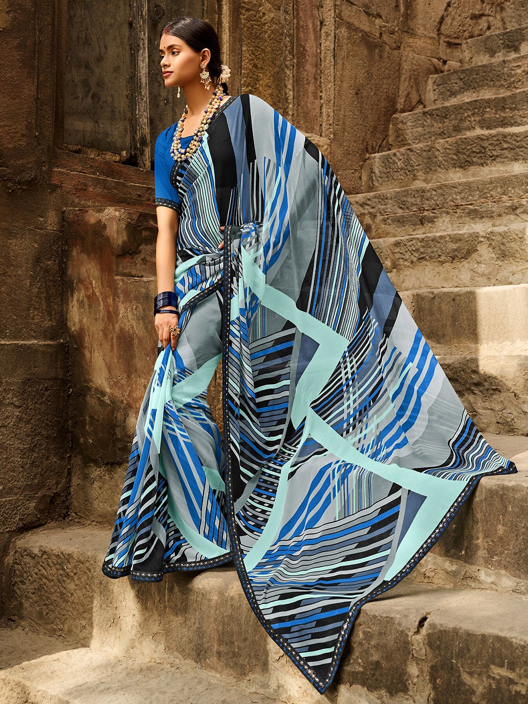 

Laxmipati Geometric Printed Embroidered Saree, Blue