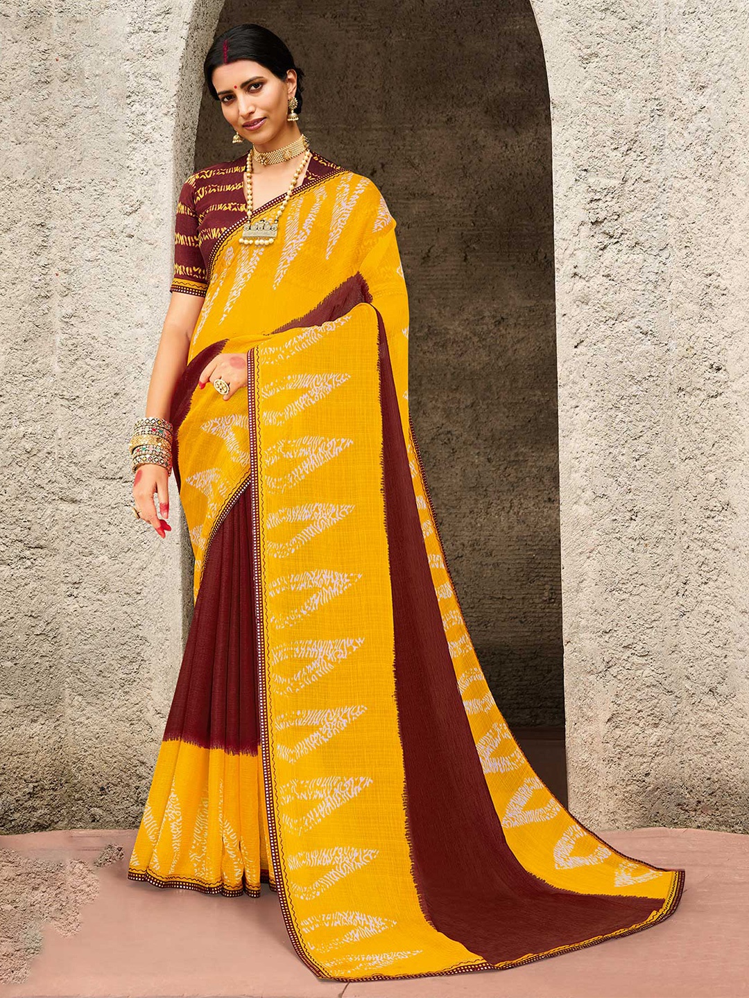 

Laxmipati Poly Chiffon Saree, Brown