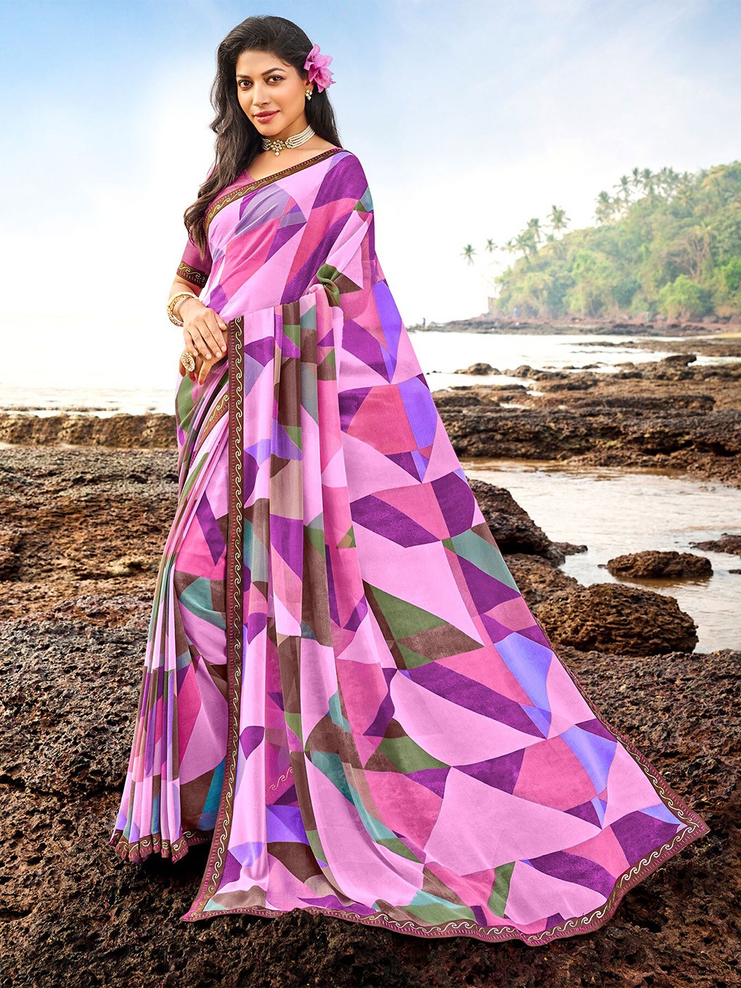 

Laxmipati Geometric Printed Saree, Purple