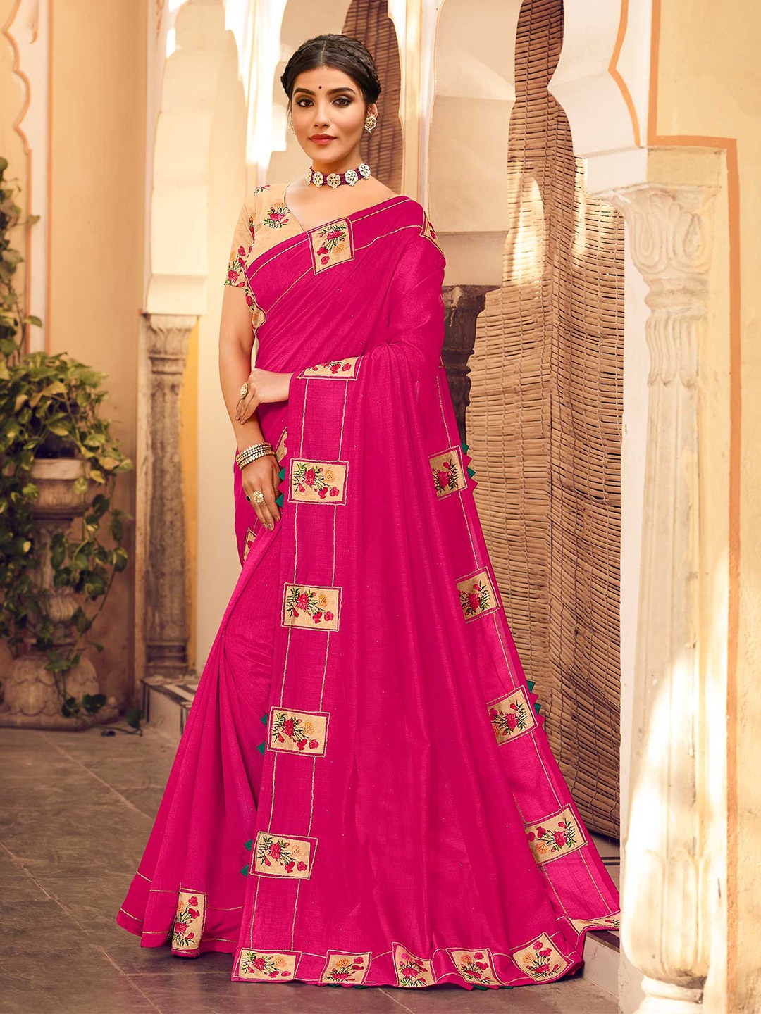 

Laxmipati Beads & Stone Embellished Saree, Pink