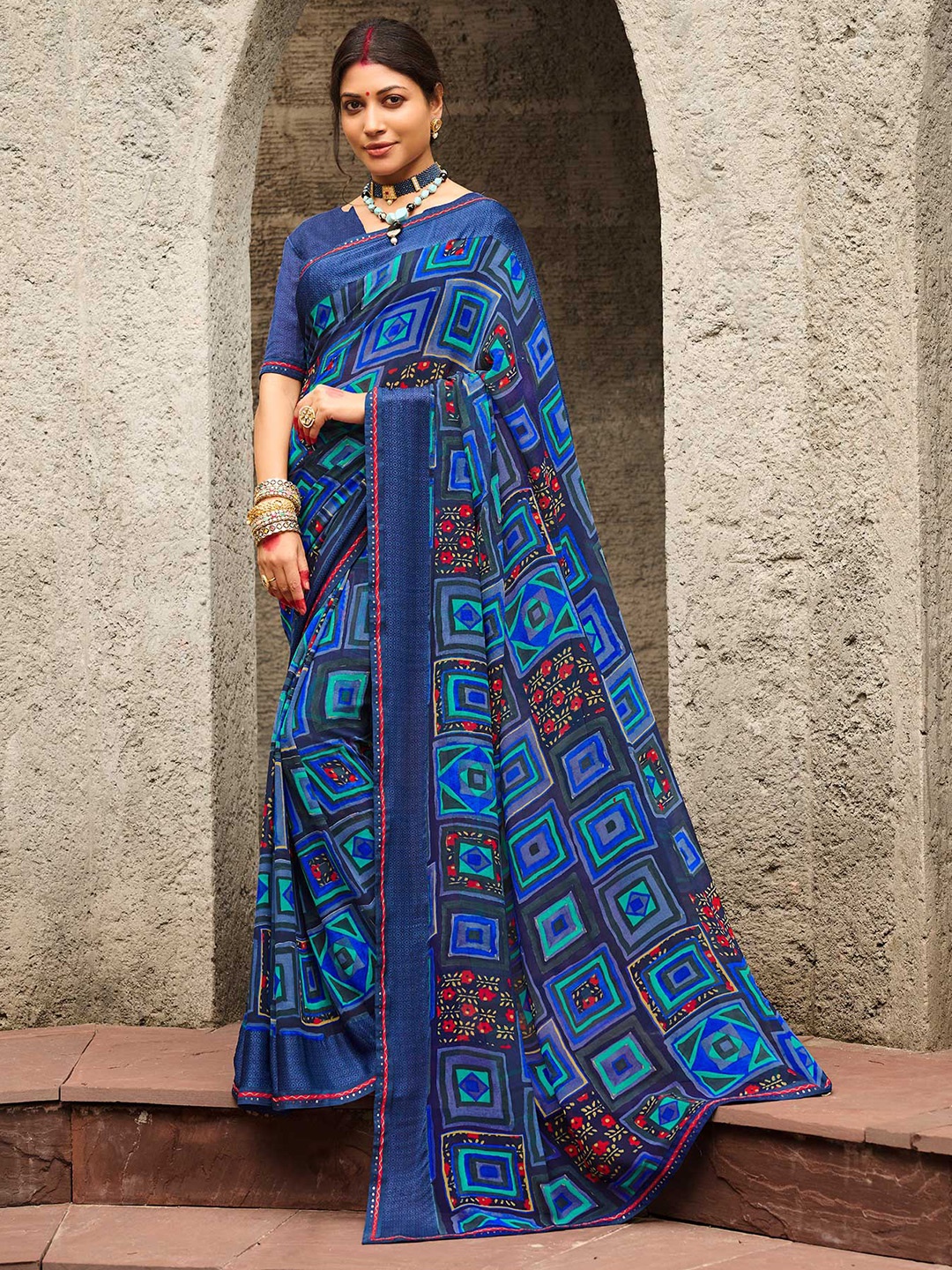 

Laxmipati Geometric Printed Poly Georgette Saree, Blue