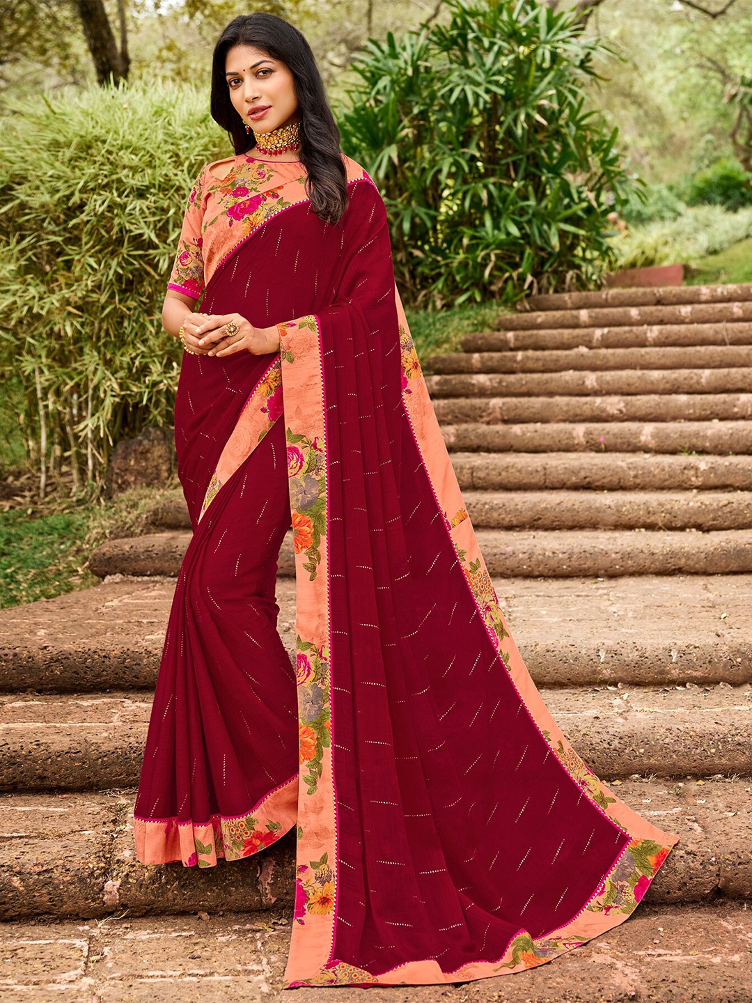 

Laxmipati Striped Printed Saree, Maroon