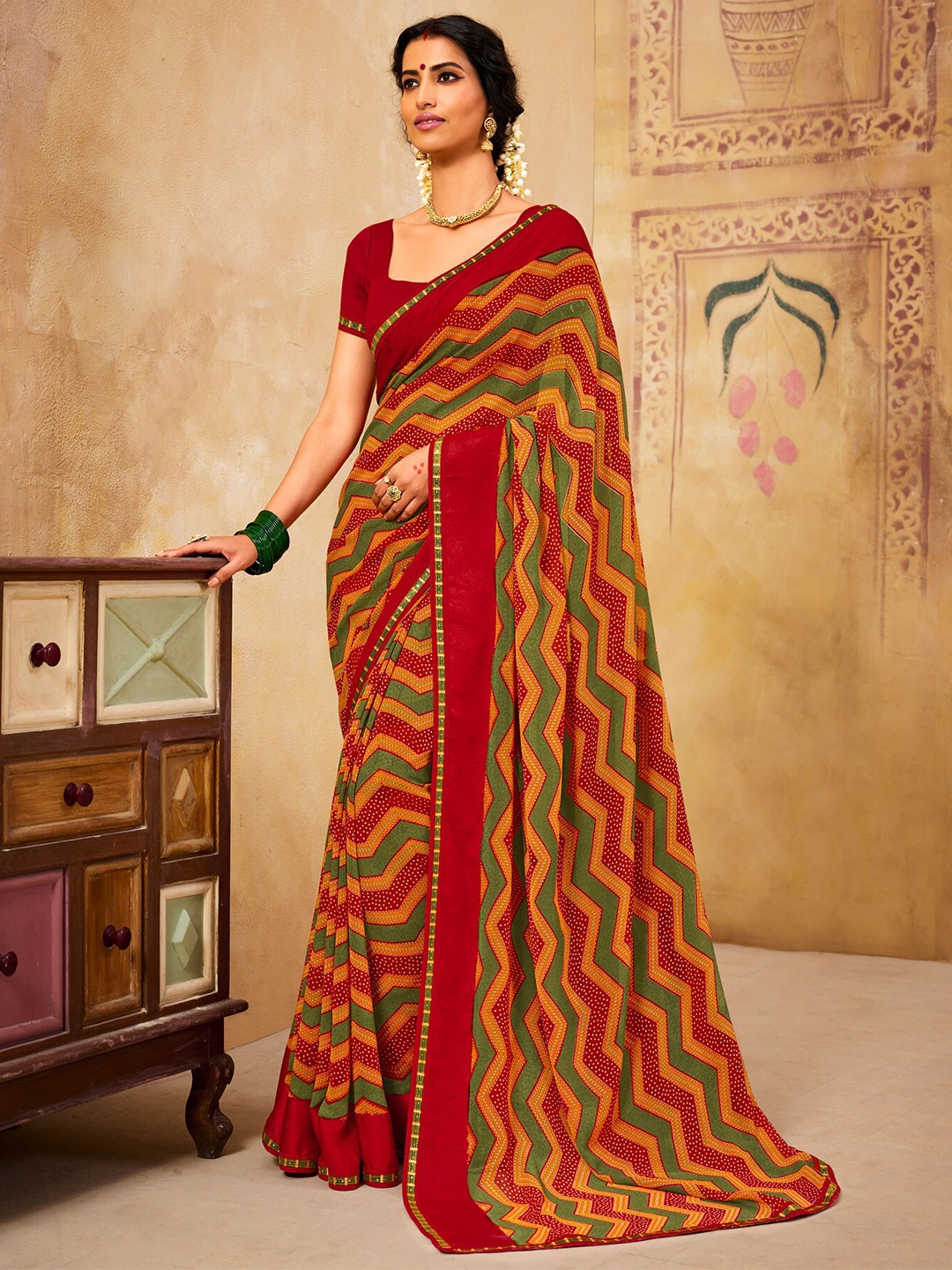 

Laxmipati Geometric Printed Saree, Green