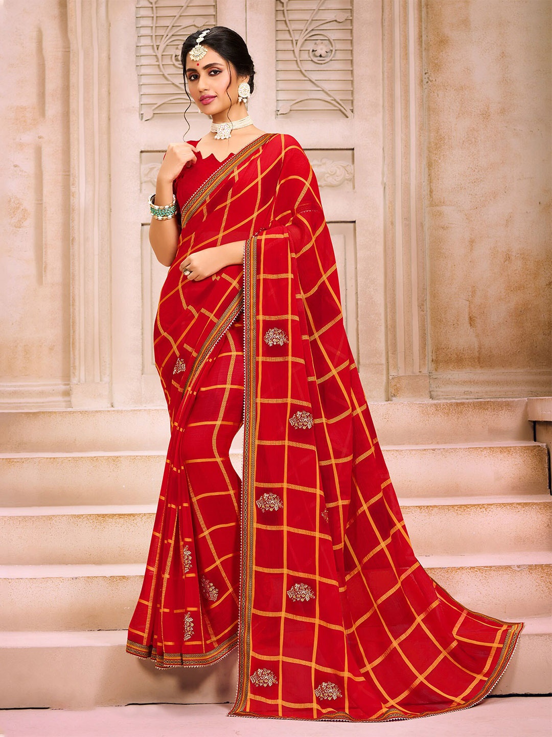 

Laxmipati Checked Embroidered Saree, Red