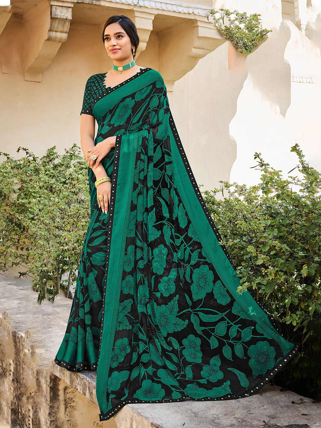 

Laxmipati Floral Printed Poly Georgette Saree, Green