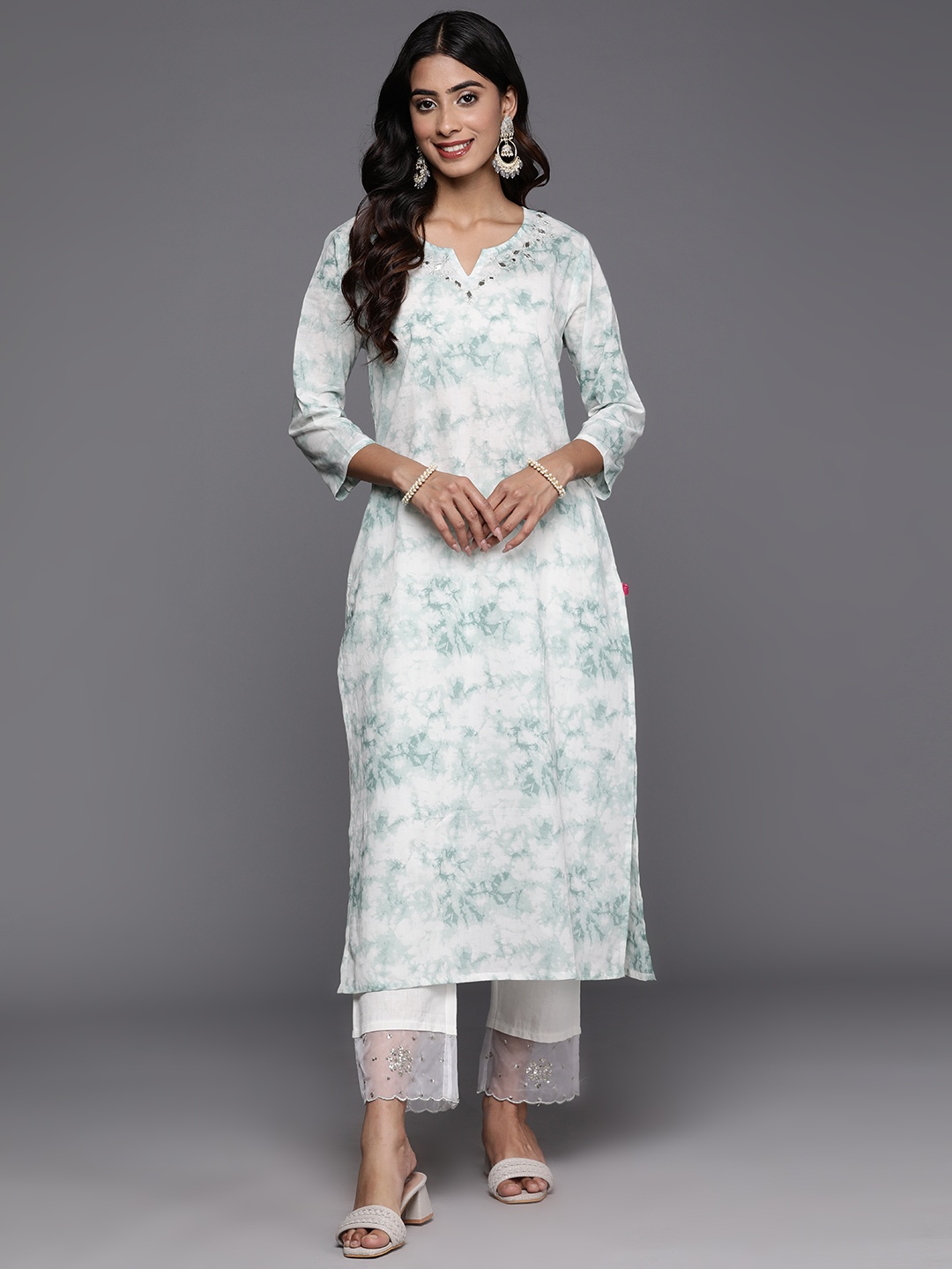 

Varanga Ethnic Motifs Dyed Gotta Patti Detail Straight Kurta, White