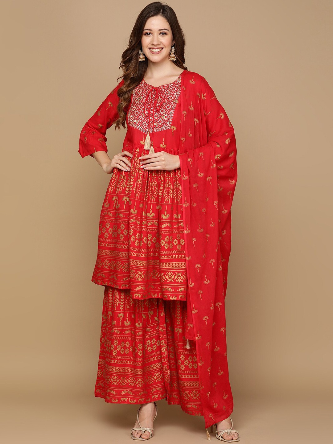 

Senyora Ethnic Motifs Printed Kurta with Sharara & With Dupatta, Red