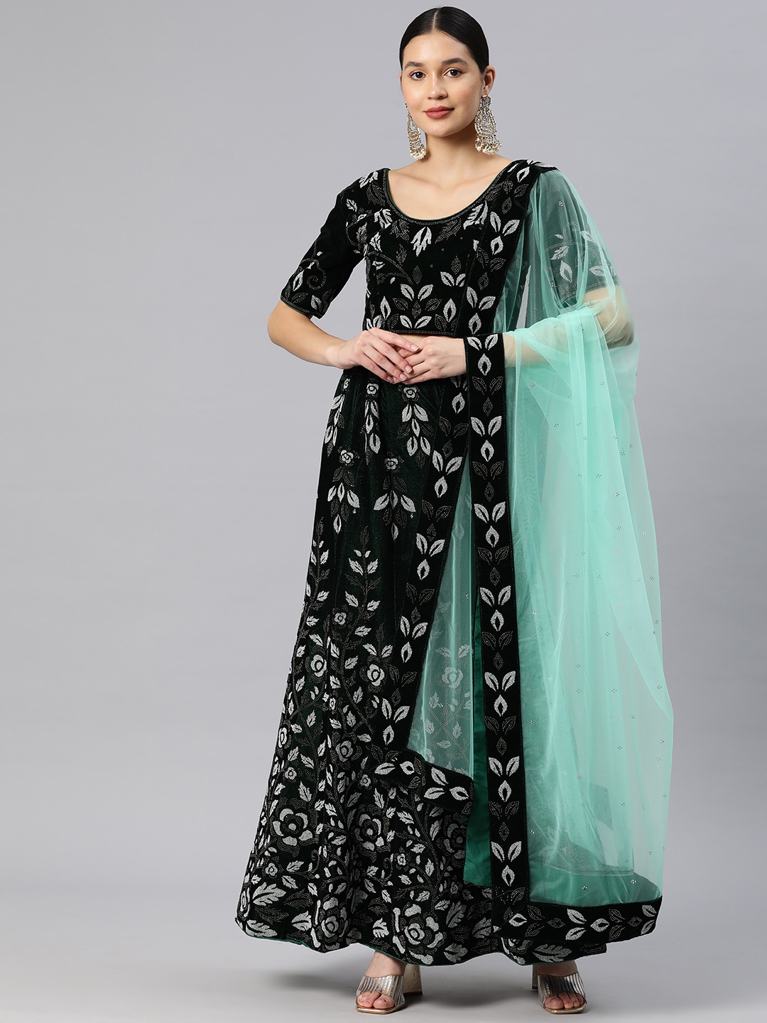 

CAMPAIGN TRENDS Woven Design Unstitched Lehenga & Blouse With Dupatta, Green