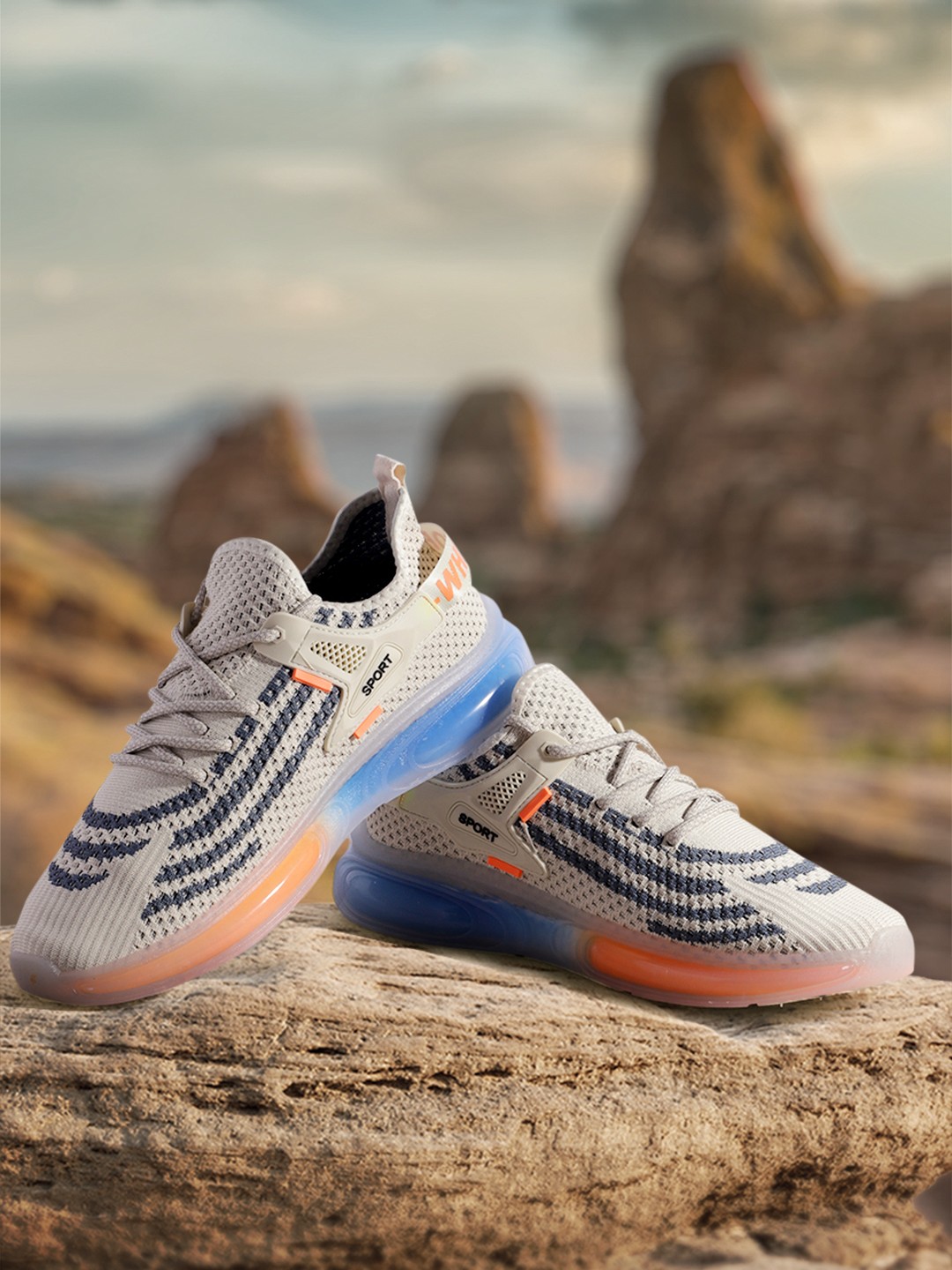 

The Roadster Lifestyle Co. Men Woven Design Sneakers, Off white