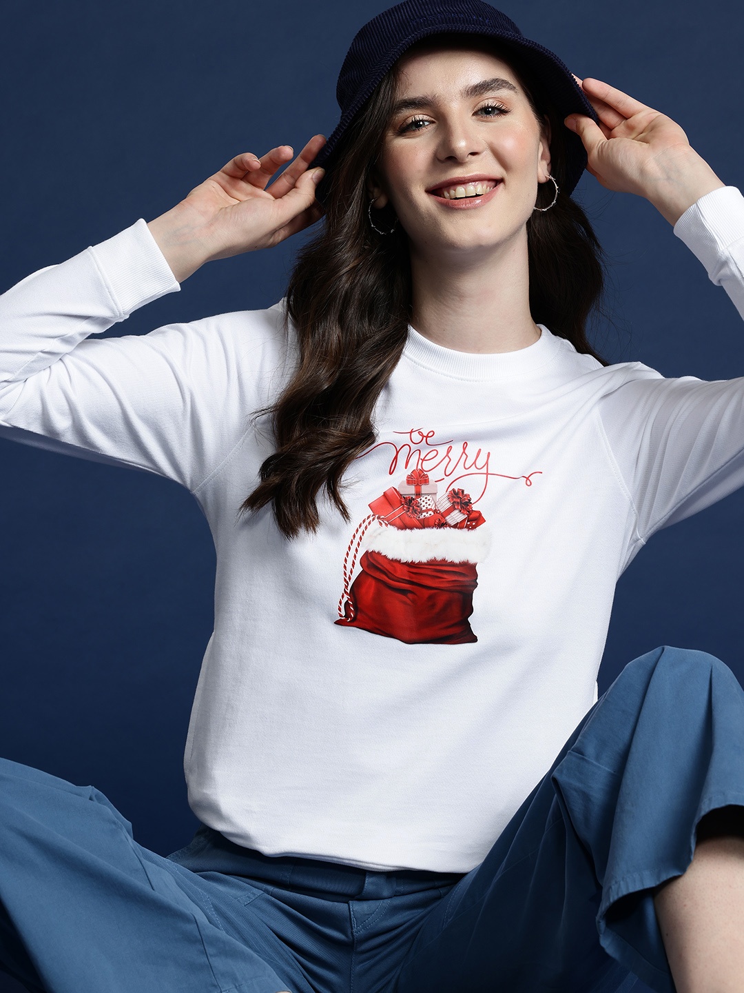 

Mast & Harbour Graphic Printed Sweatshirt, White