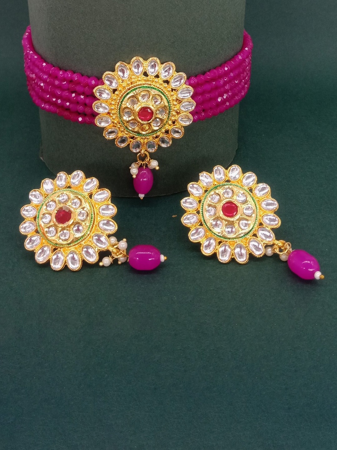 

AASHISH IMITATION Gold-Plated Kundan-Studded & Beaded Jewellery Set, Pink