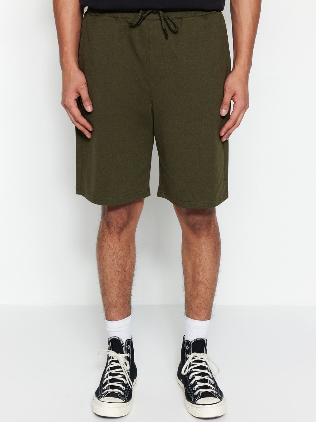 

Trendyol Men High-Rise Regular Shorts, Olive