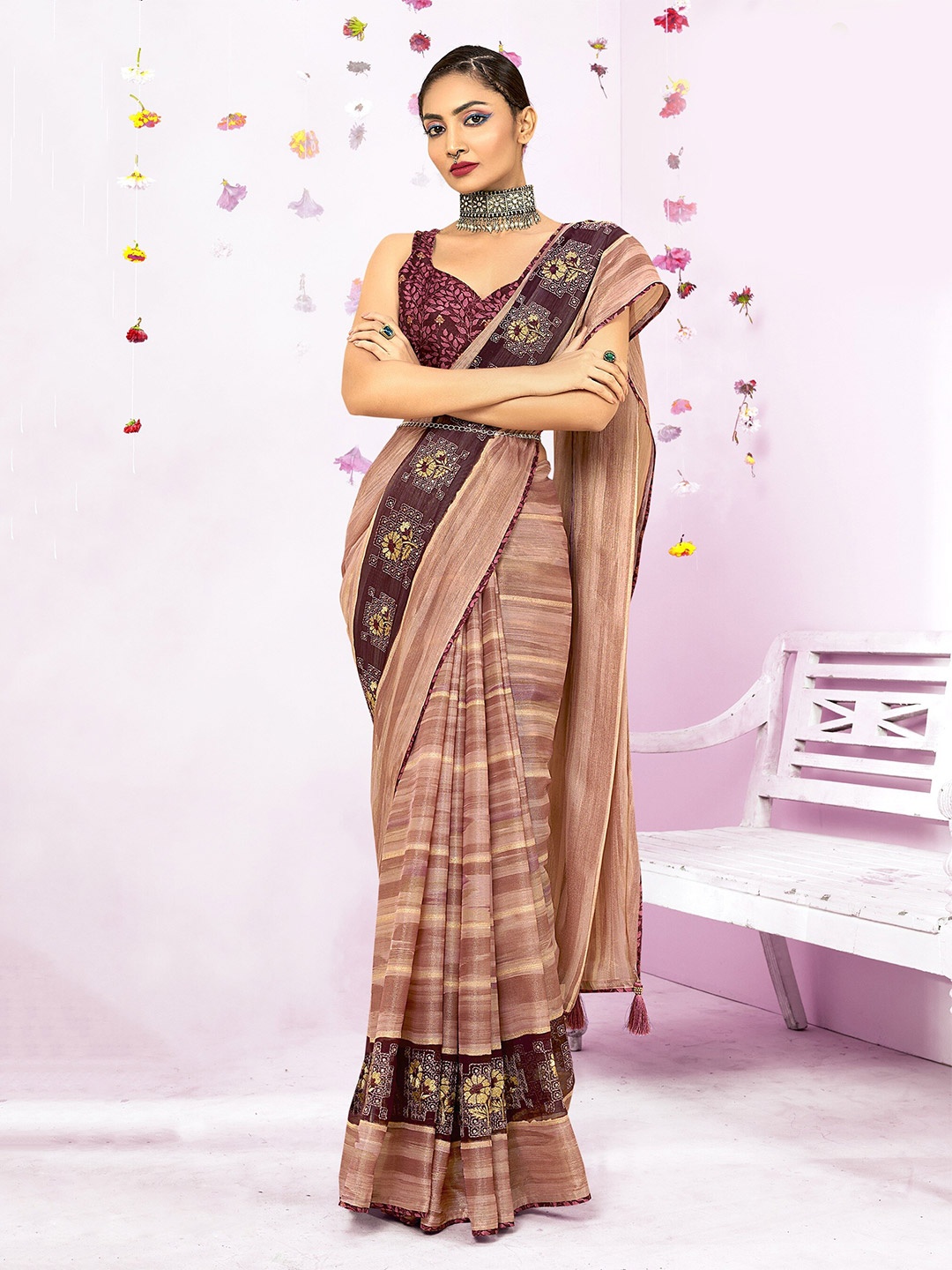 

Triveni Striped Pure Chiffon Saree, Brown