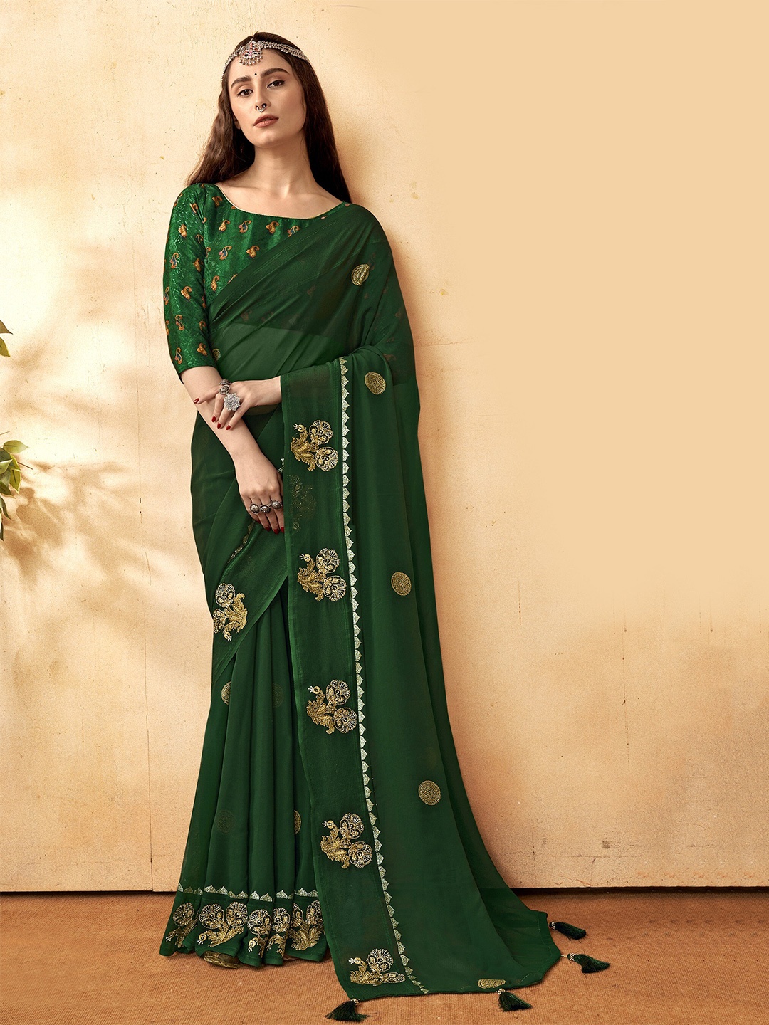 

Triveni Ethnic Motifs Embroidered Pure Georgette Saree, Green
