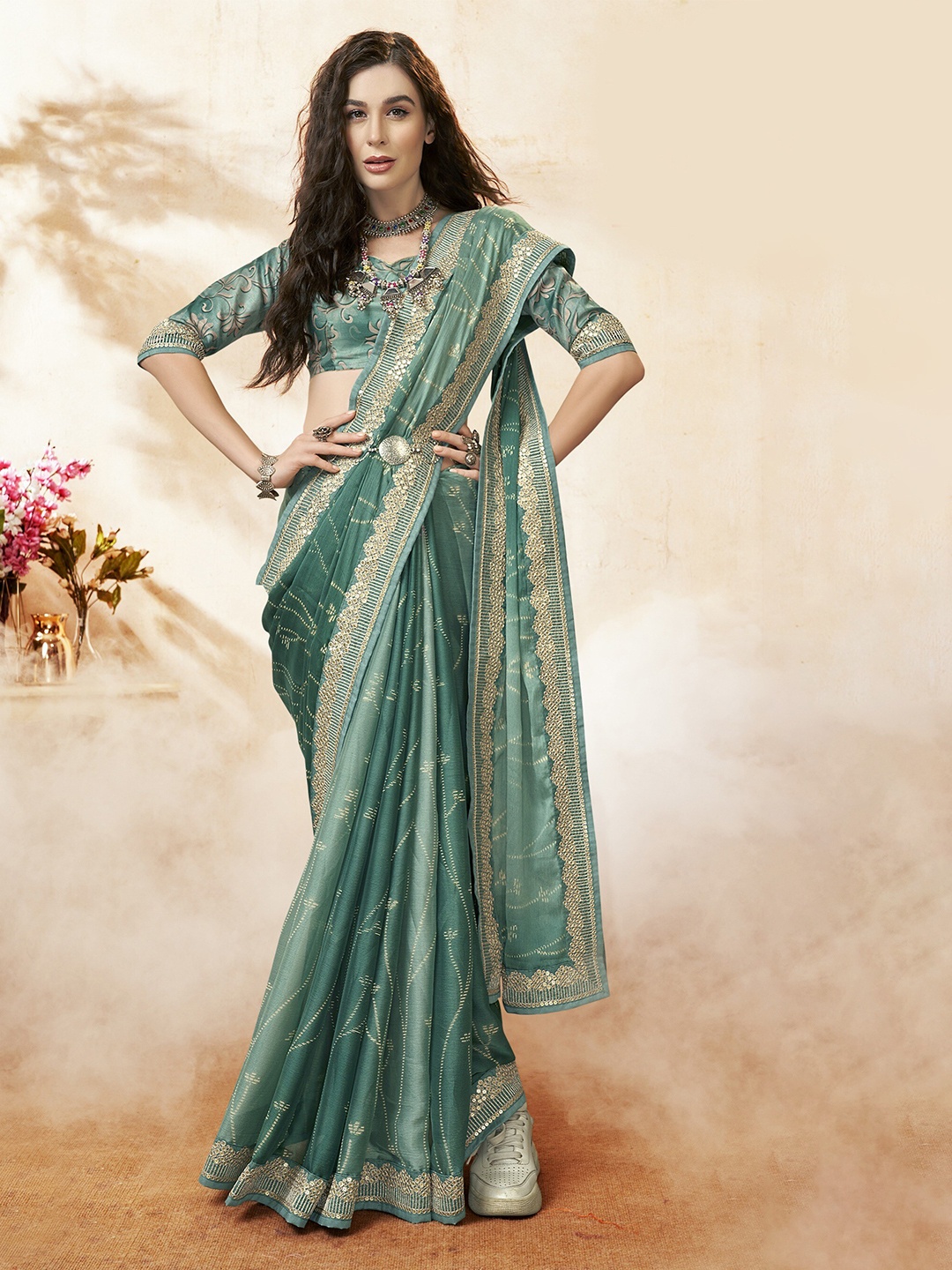 

Triveni Green & Gold-Toned Floral Embroidered Pure Chiffon Saree