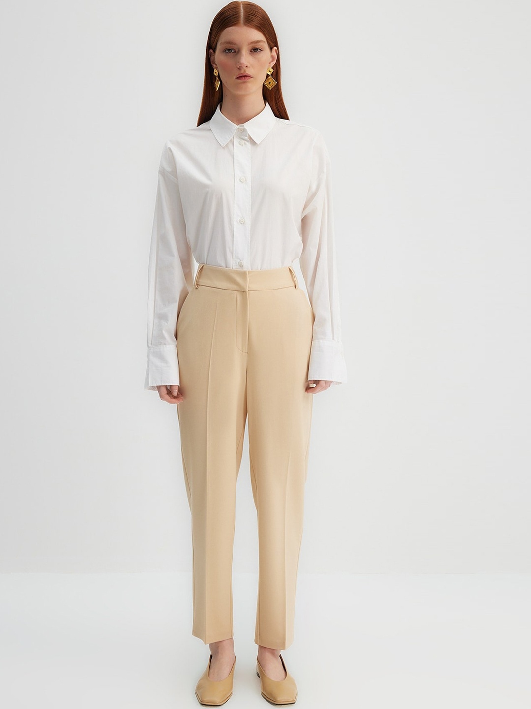 

Trendyol Women Mid-Rise Formal Trousers, Beige
