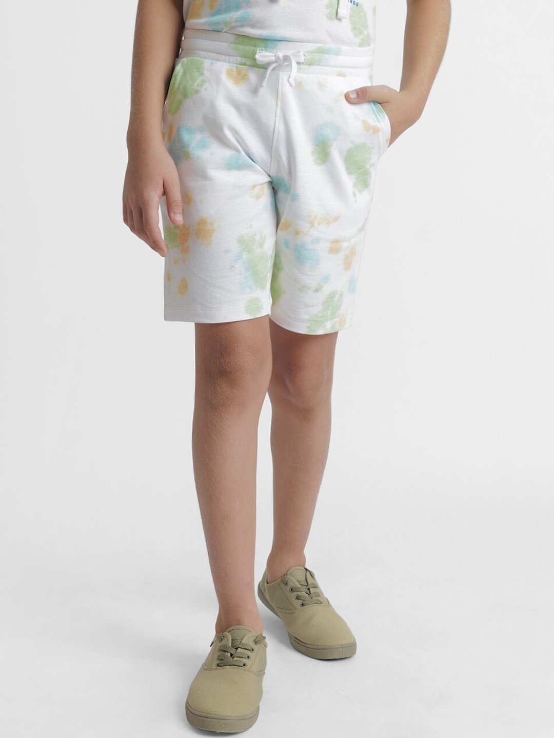 

Jack & Jones Junior Boys Tie & Dye Mid-Rise Cotton Shorts, White