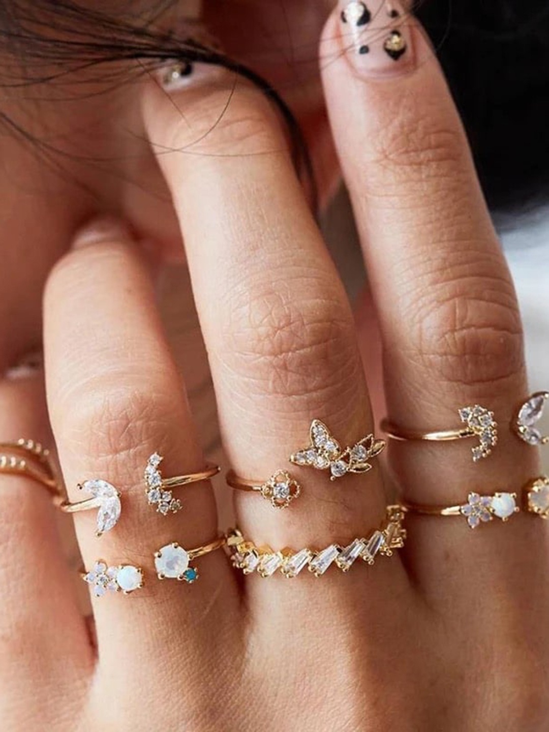 

Shining Diva Fashion Set of 7 Gold-Plated Crystal Finger Rings