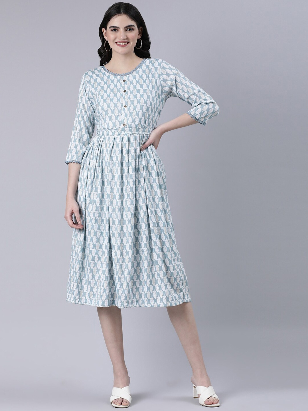 

GOLDSTROMS Floral Printed Ethnic Dress With A Fabric Belt, Blue