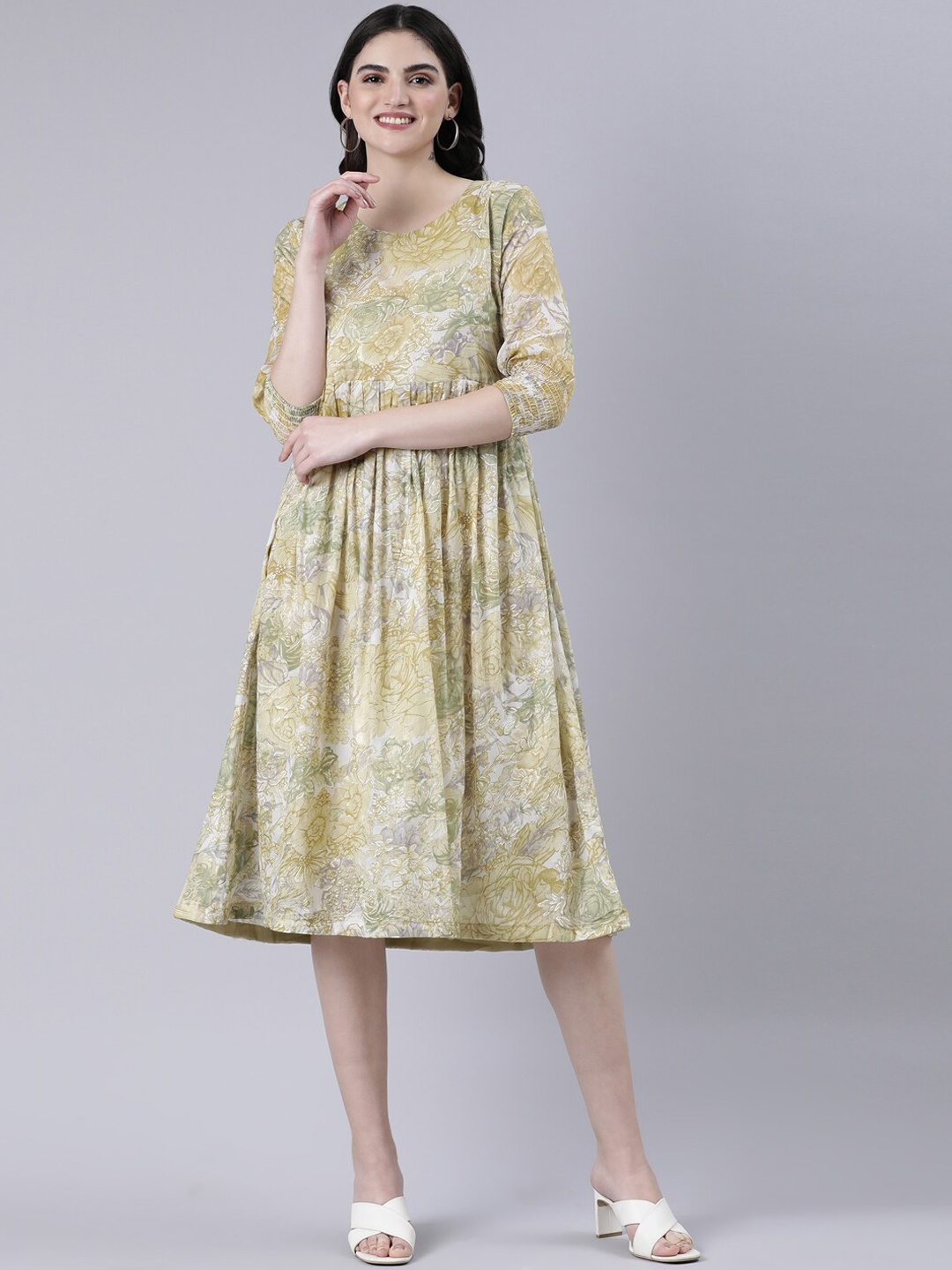 

GOLDSTROMS Floral Printed Cotton Fit And Flare Ethnic Dresses, Green