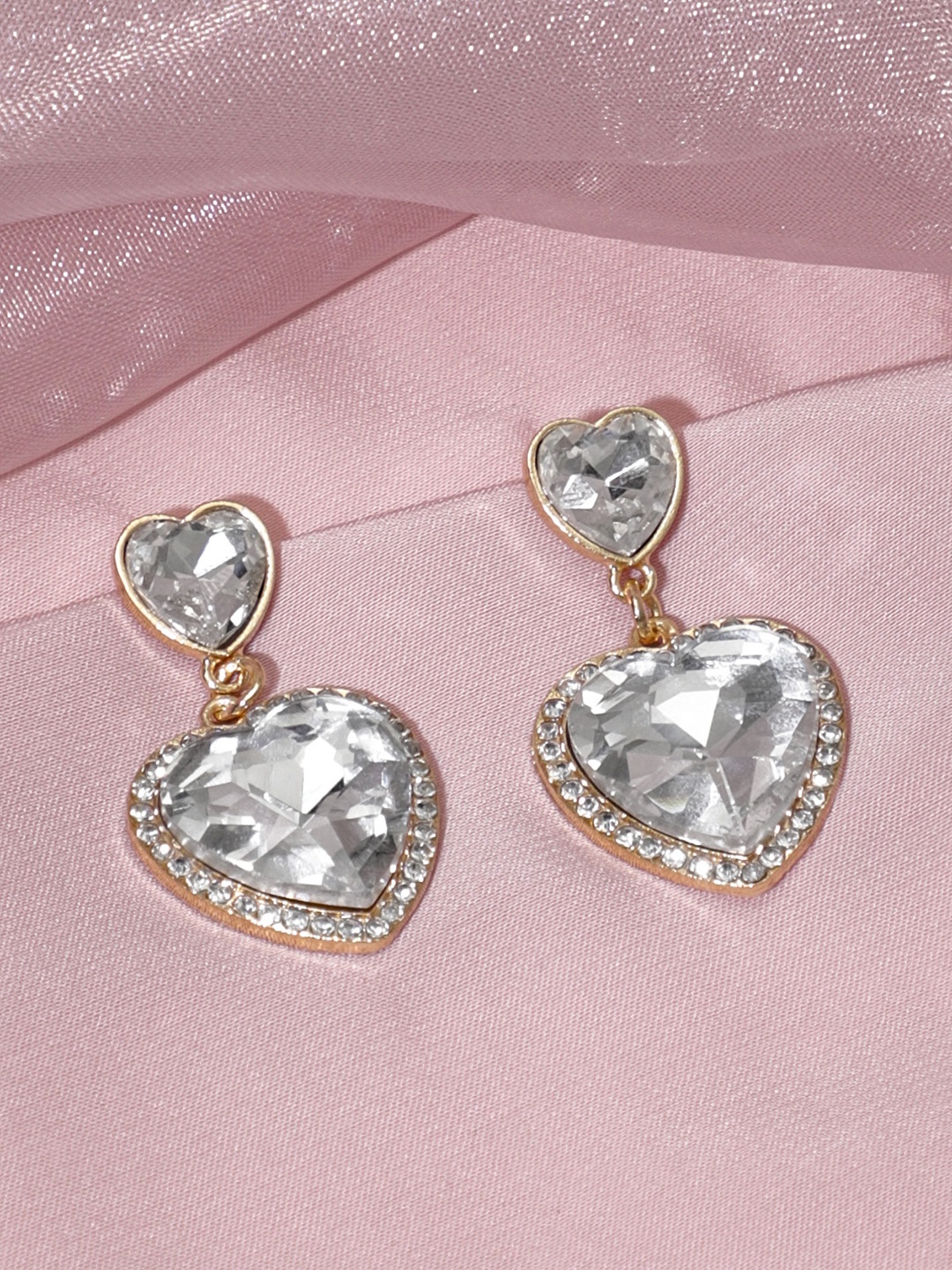 

Rubans Gold-Plated Zircon Heart Shaped Drop Earrings
