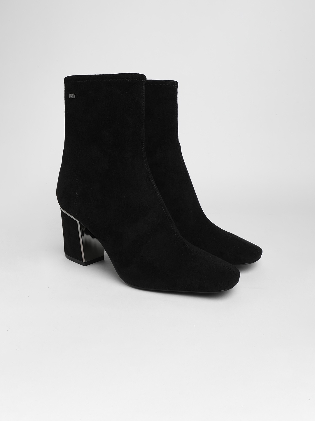 

DKNY Women Block-Heeled Chelsea Boots, Black