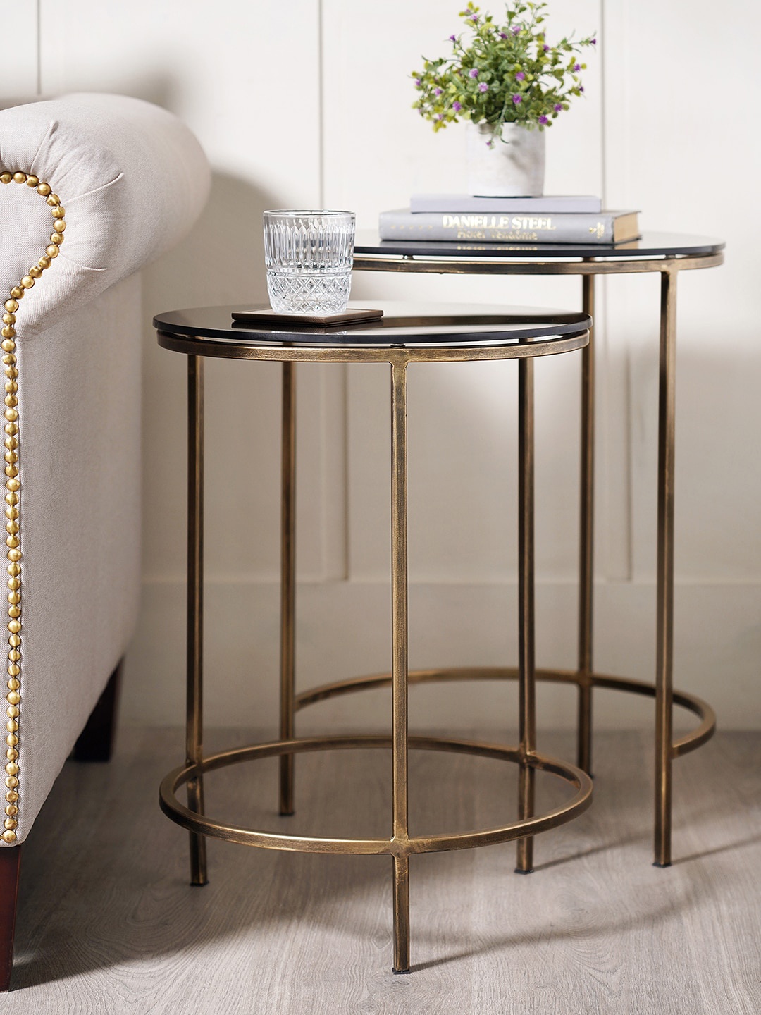 

Pure Home and Living Set of 2 Round Nesting Side Tables, Gold