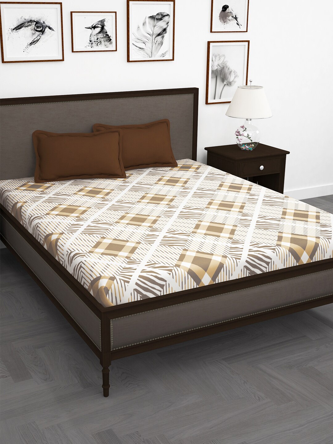 

Story@home White Brown Geometric Cotton 210 TC King Bedsheet With 2 Pillow Covers