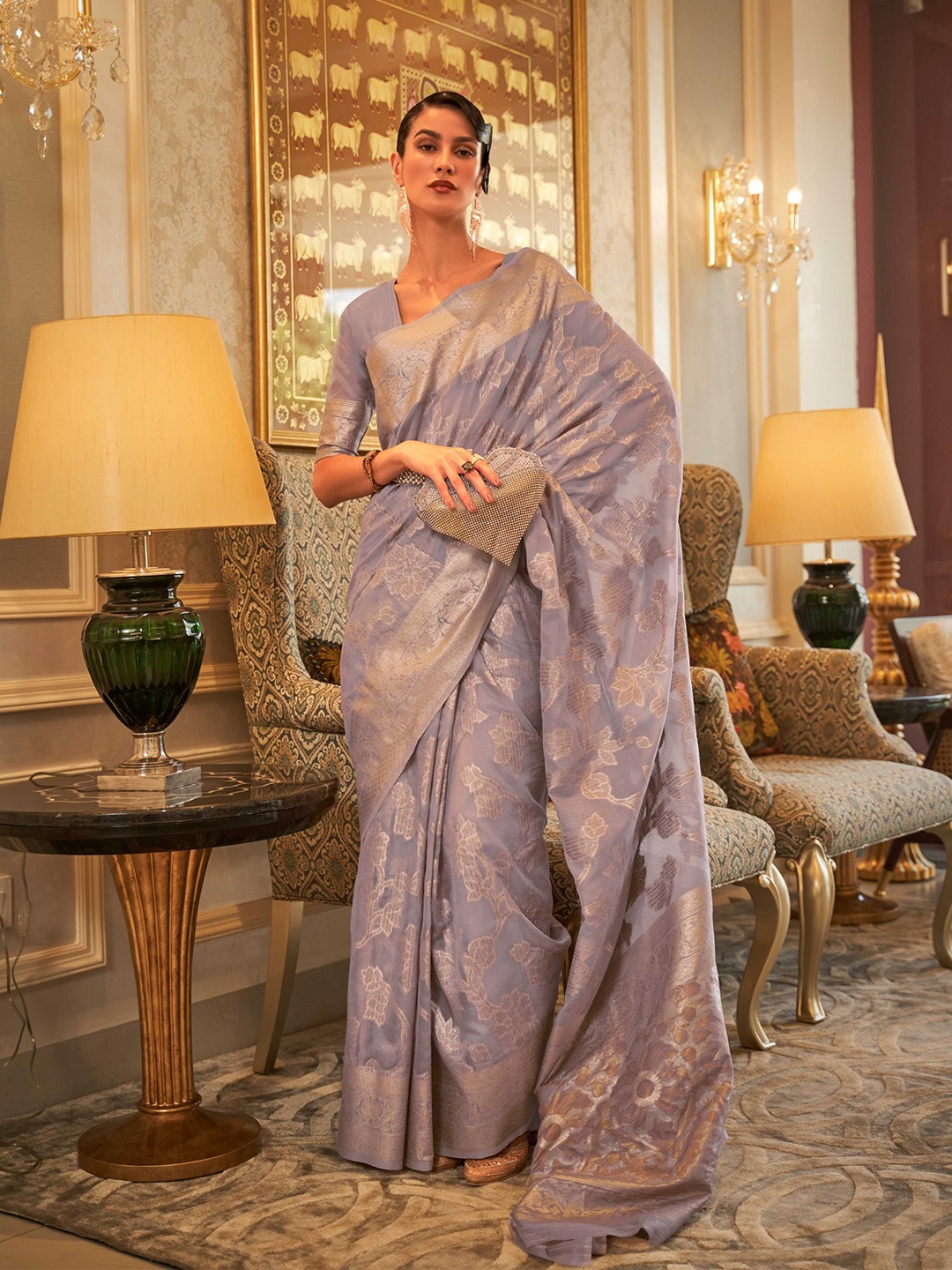 

Mitera Lavender & Gold-Toned Floral Woven Design Zari Banarasi Saree