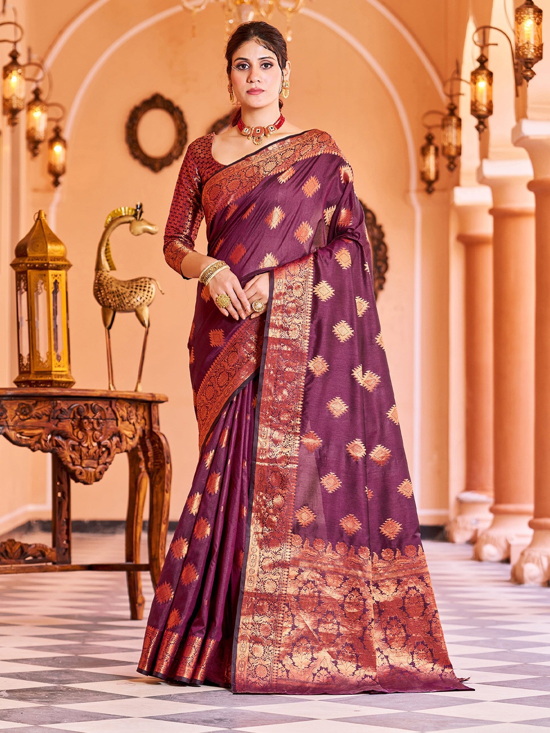 

elora Woven Design Zari Silk Blend Banarasi Saree, Purple