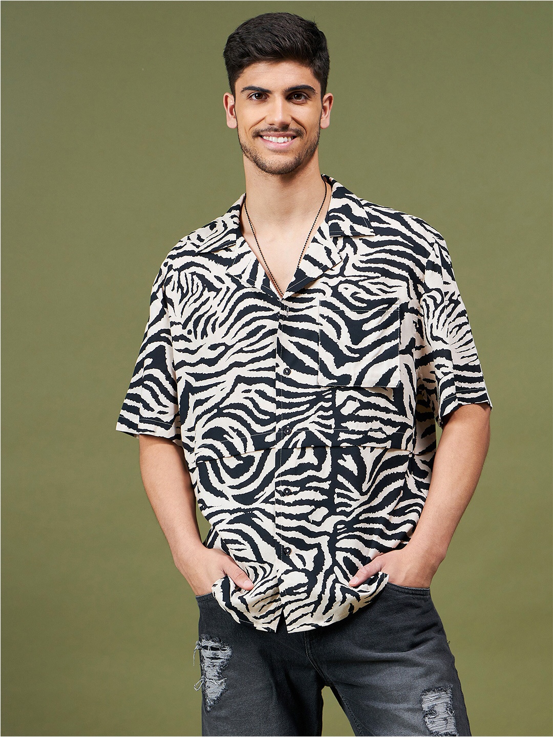

MASCLN SASSAFRAS Beige & Black Relaxed Animal Printed Casual Shirt