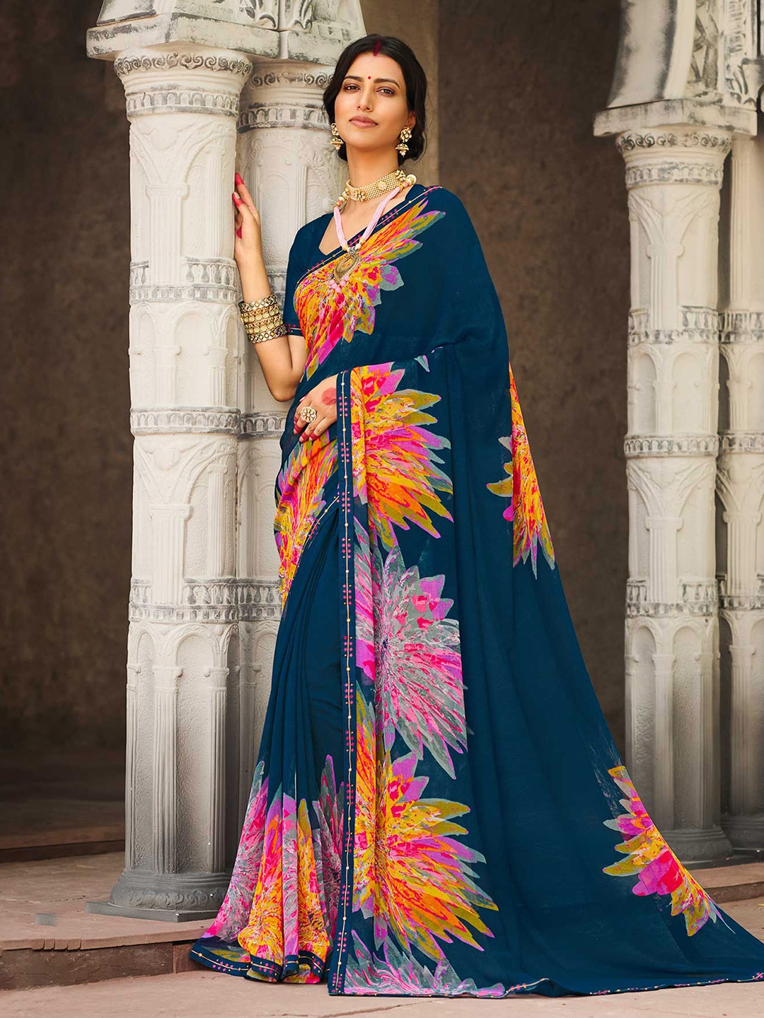 

Laxmipati Floral Printed Saree, Blue