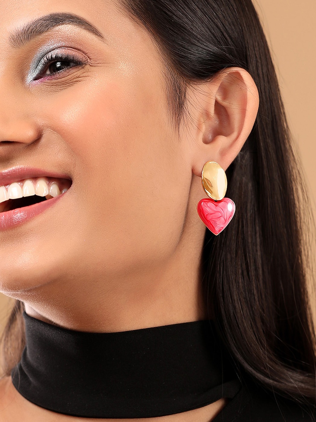 

Rubans Voguish Gold-Plated Heart Shaped Drop Earrings