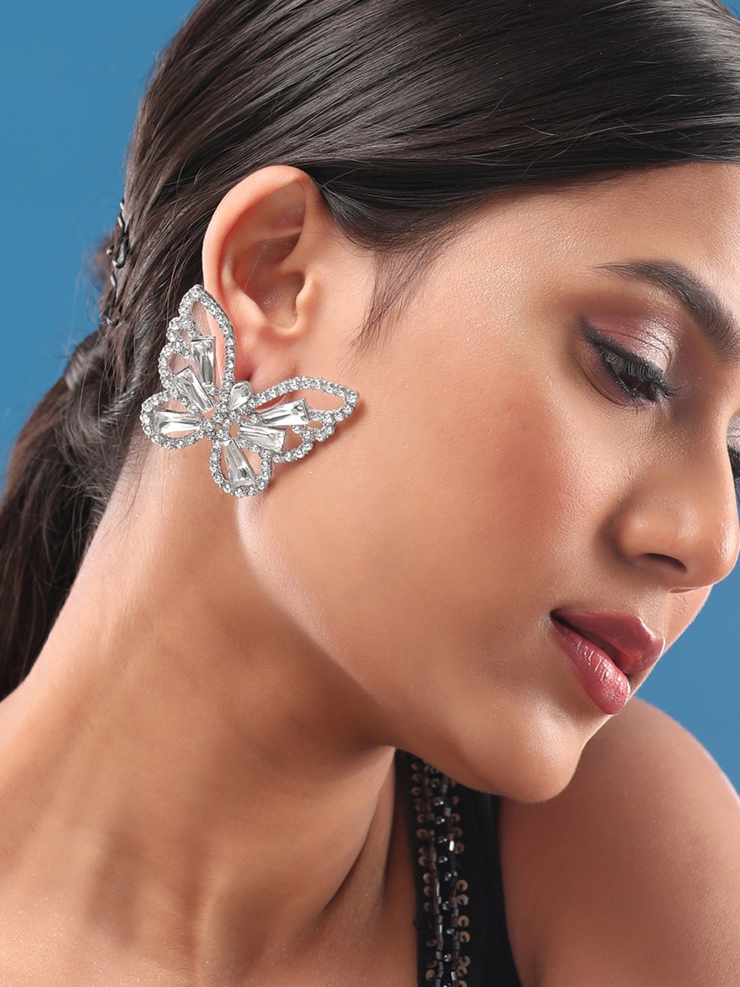 

Rubans Voguish Silver-Plated Zircon-Studded Studs Earrings