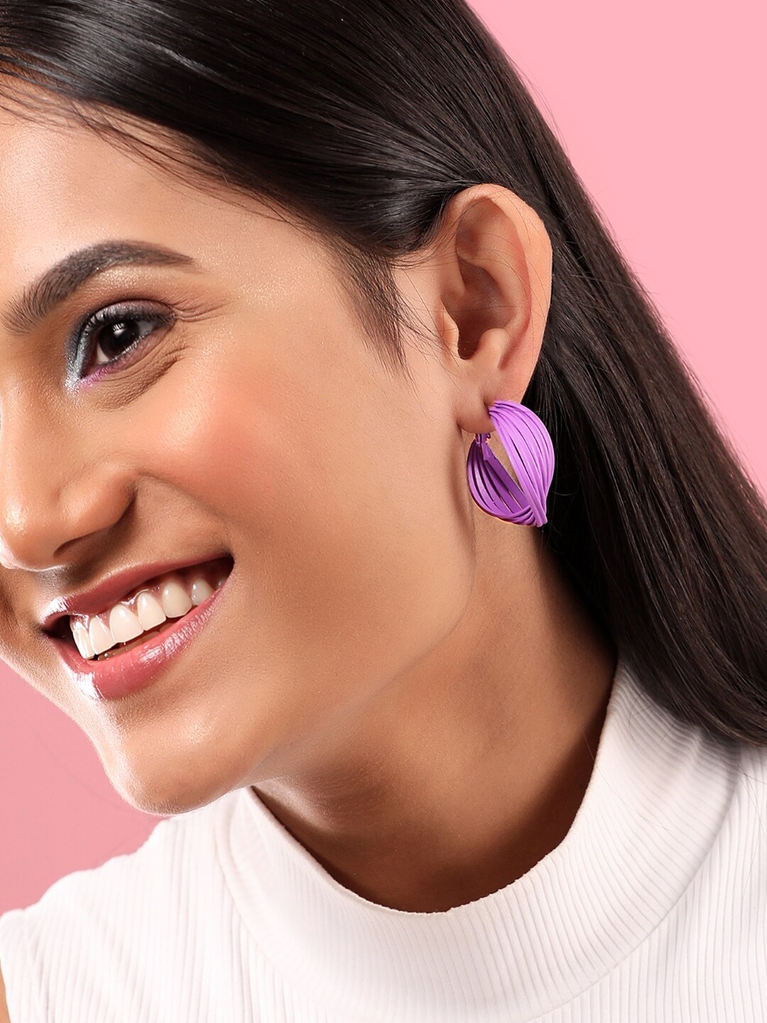

Rubans Voguish Set of 2 Gold-Plated Hoop Earrings