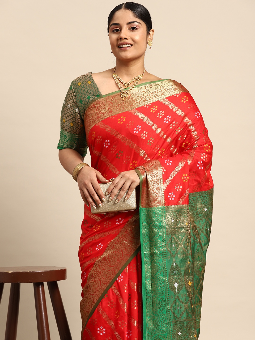 

Sztori Woven Design Ethnic Motifs Zari Banarasi Saree, Red