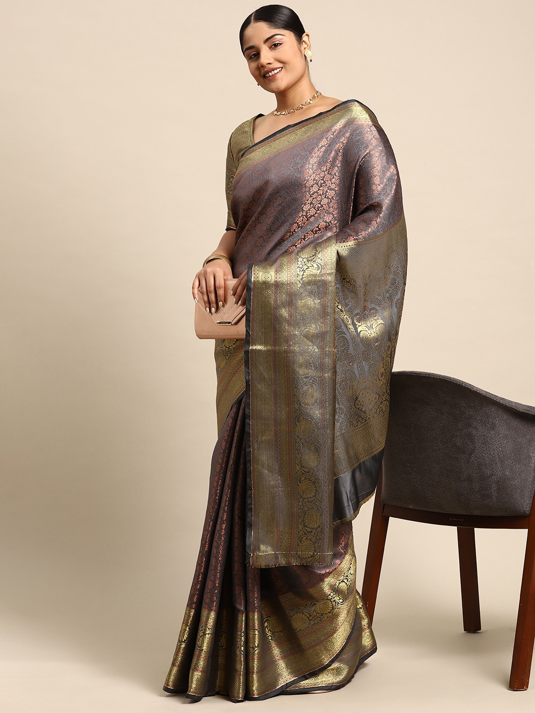 

Sztori Floral Zari Banarasi Saree, Grey