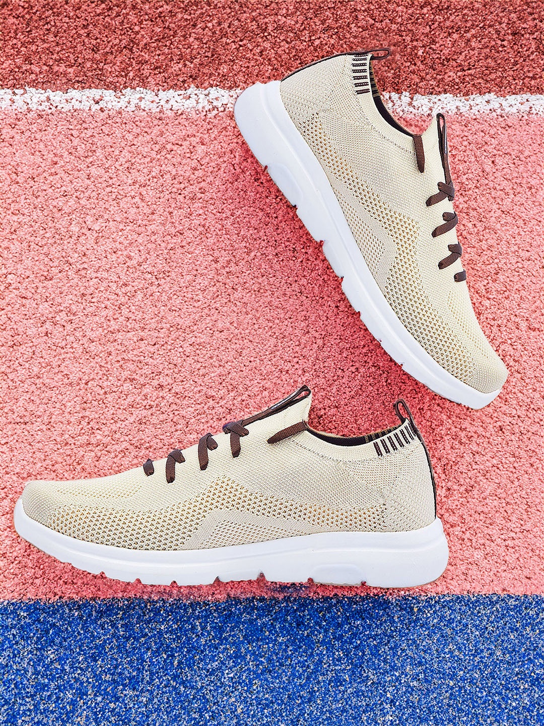 

AVANT Men Everglide Walking Shoes, Cream