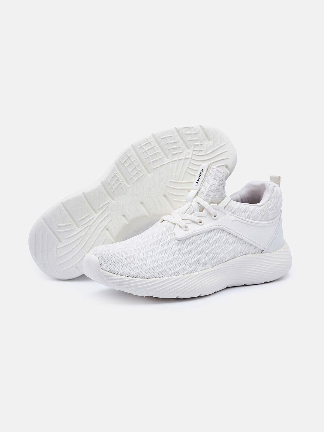 

AVANT Men FeatherLite Walking Shoes, White