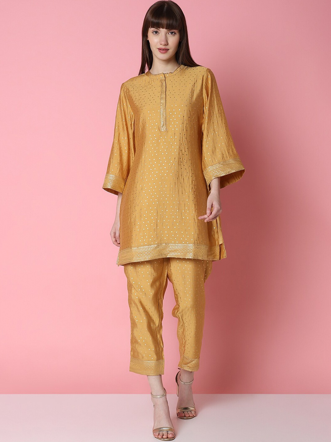 

Indifusion Geometric Printed Mandarin Collar Straight Kurta & Trousers, Mustard