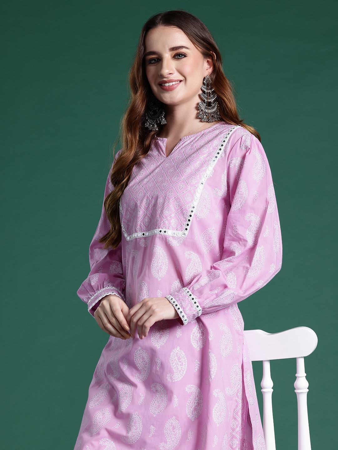 

Sangria Paisley Print Mirror Work Cotton Kurta with Salwar, Pink