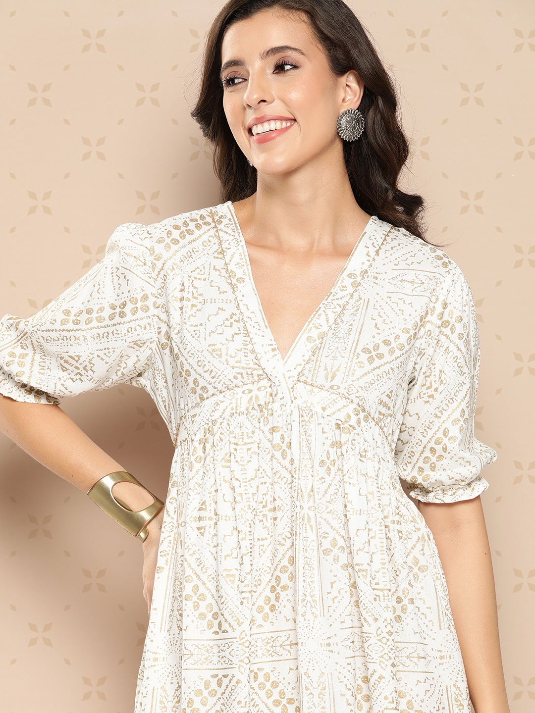

Sangria Foil Printed V-Neck A-Line Ethnic Dress, White