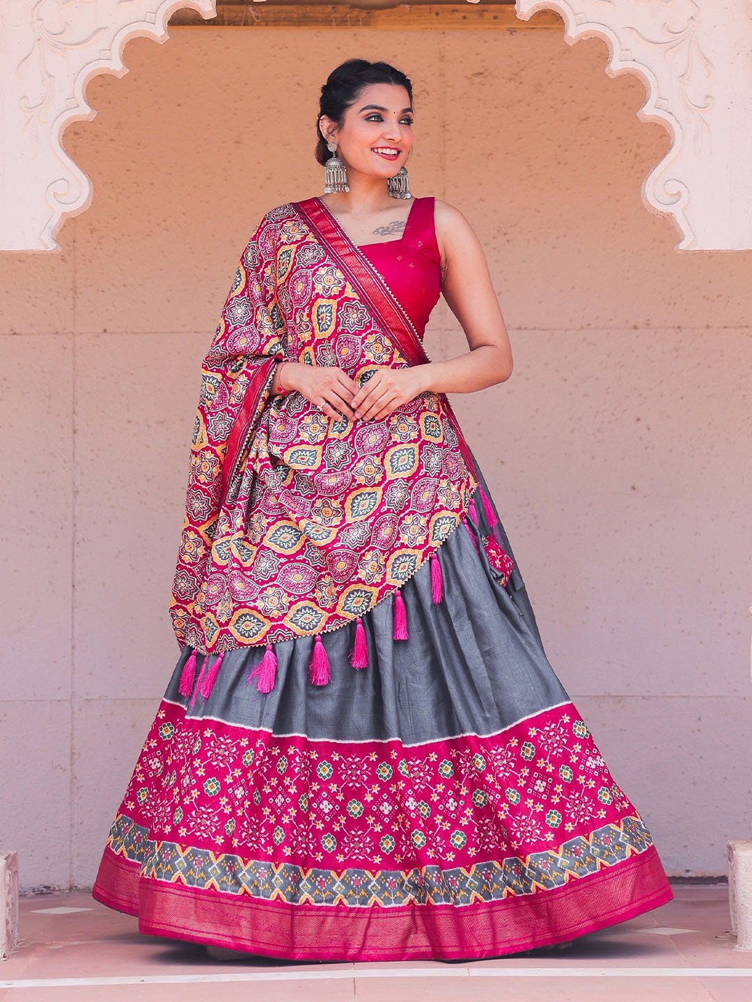 

LOOKNBOOK ART Foil Printed Semi-Stitched Lehenga & Unstitched Blouse With Dupatta, Grey