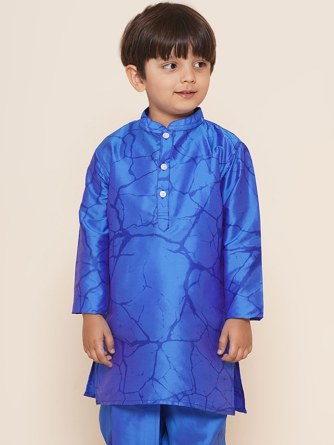 

Sethukrishna Boys Mandarin Collar Abstract Printed Kurta, Blue