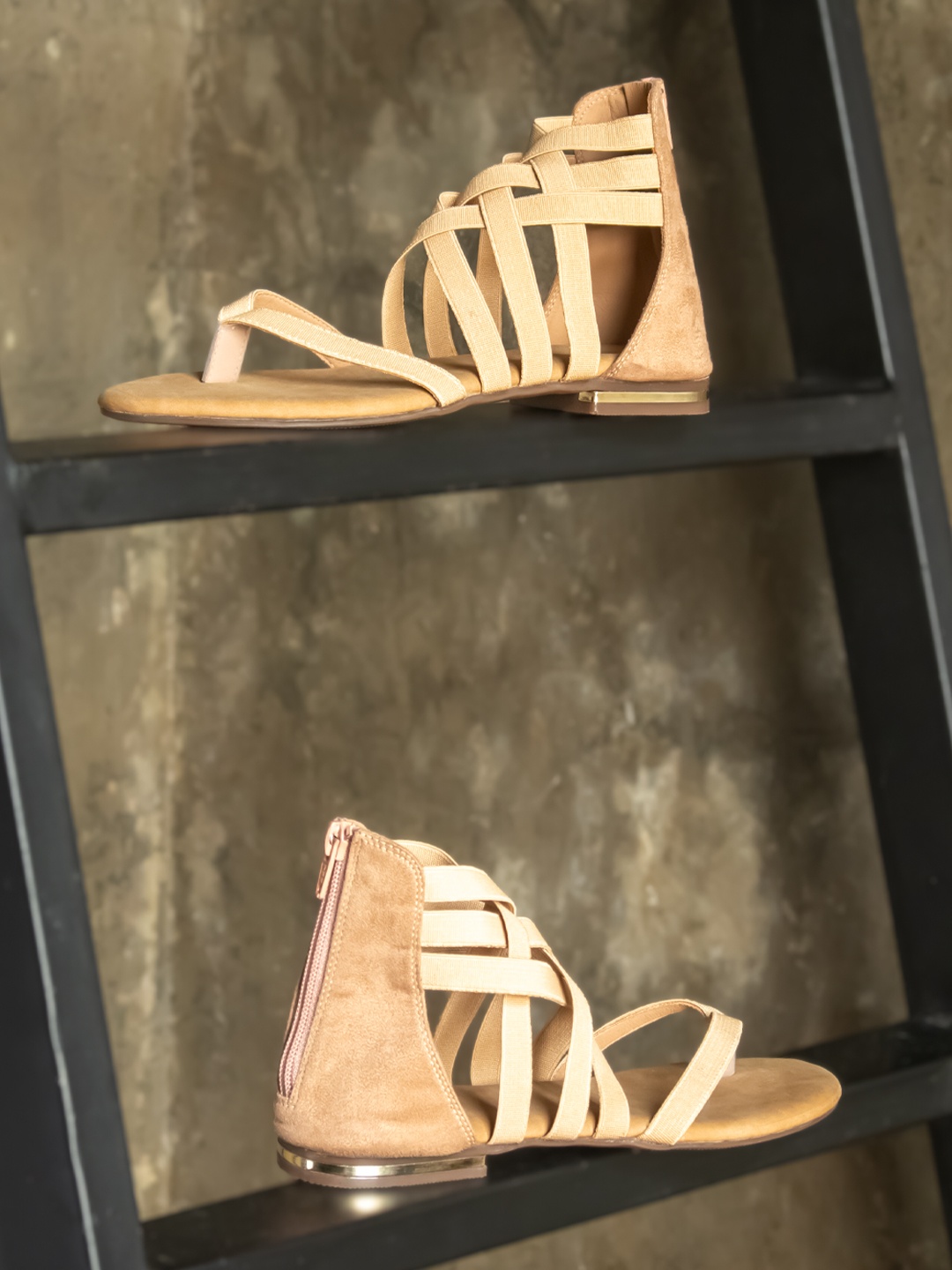 

Inc 5 Women Mid Top Strappy Open Toe Gladiators, Beige