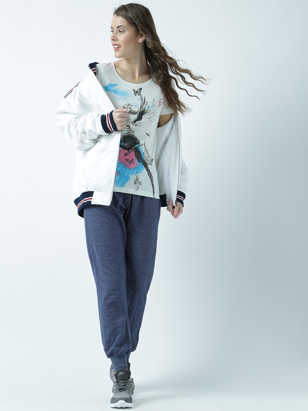 

Huetrap Women Off-White Printed Round Neck T-shirt