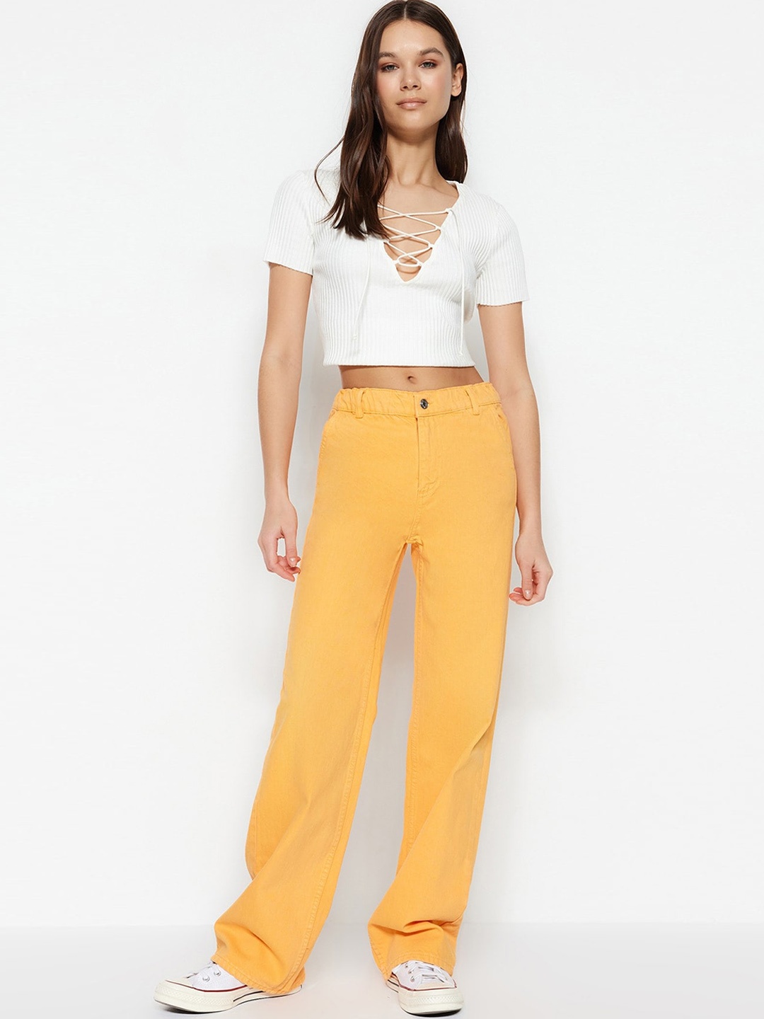 

Trendyol Women Mid Rise Pure Cotton Jeans, Yellow