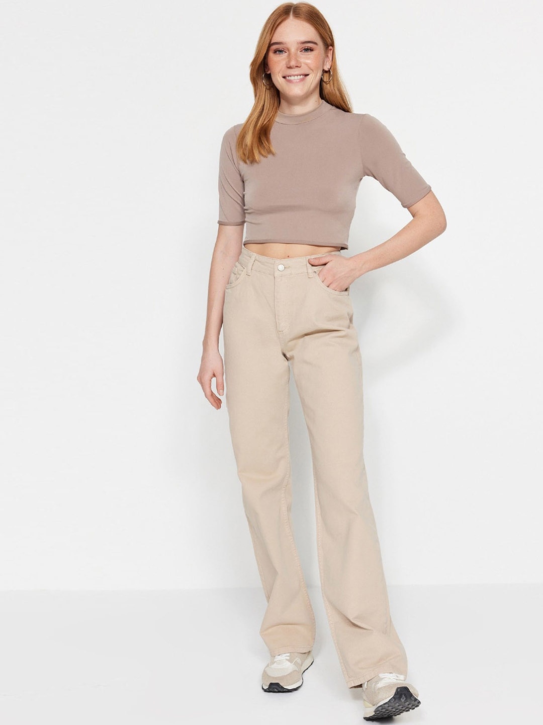 

Trendyol Women Mid Rise Pure Cotton Jeans, Beige
