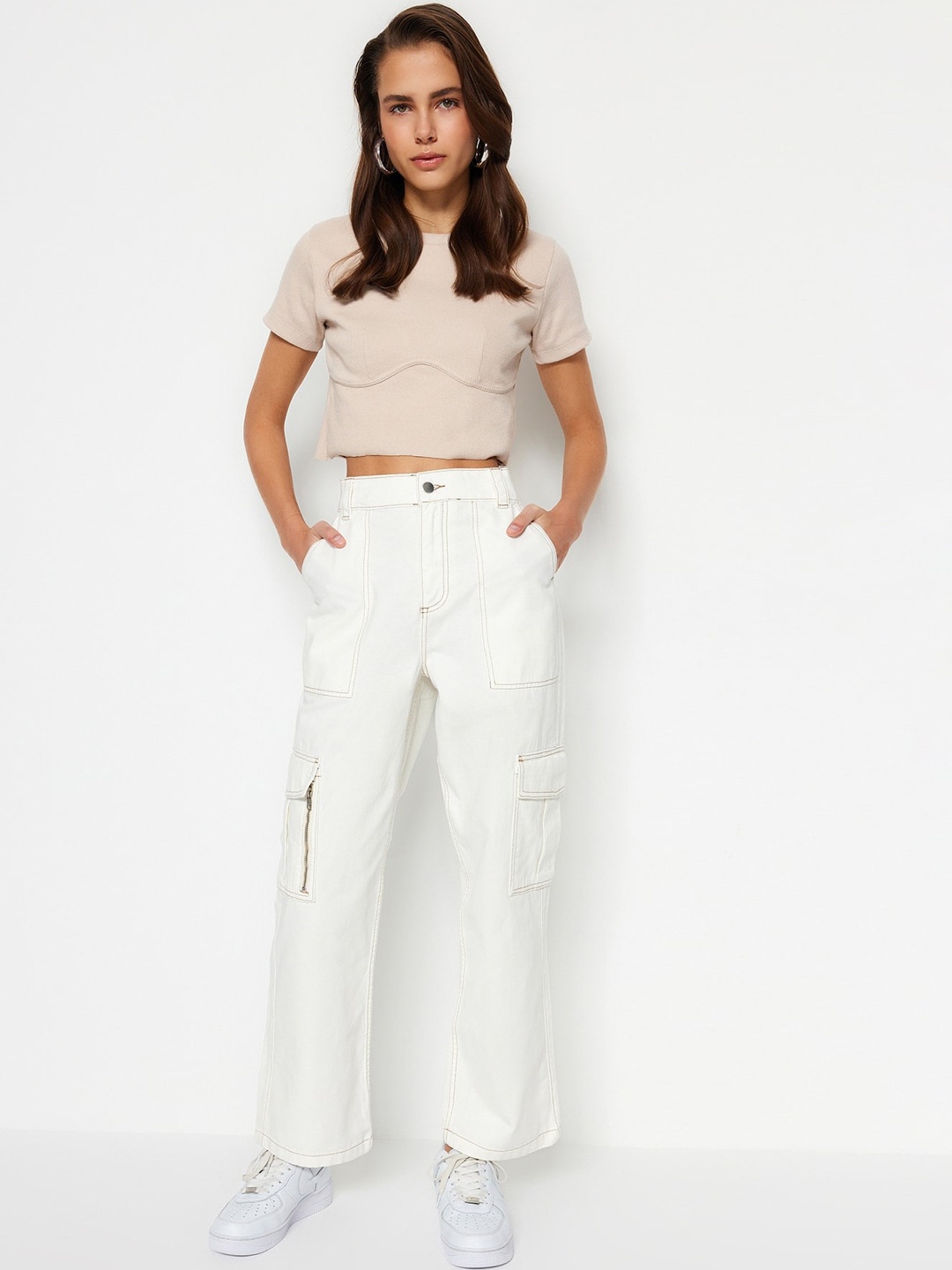 

Trendyol Women Mid Rise Pure Cotton Jeans, White