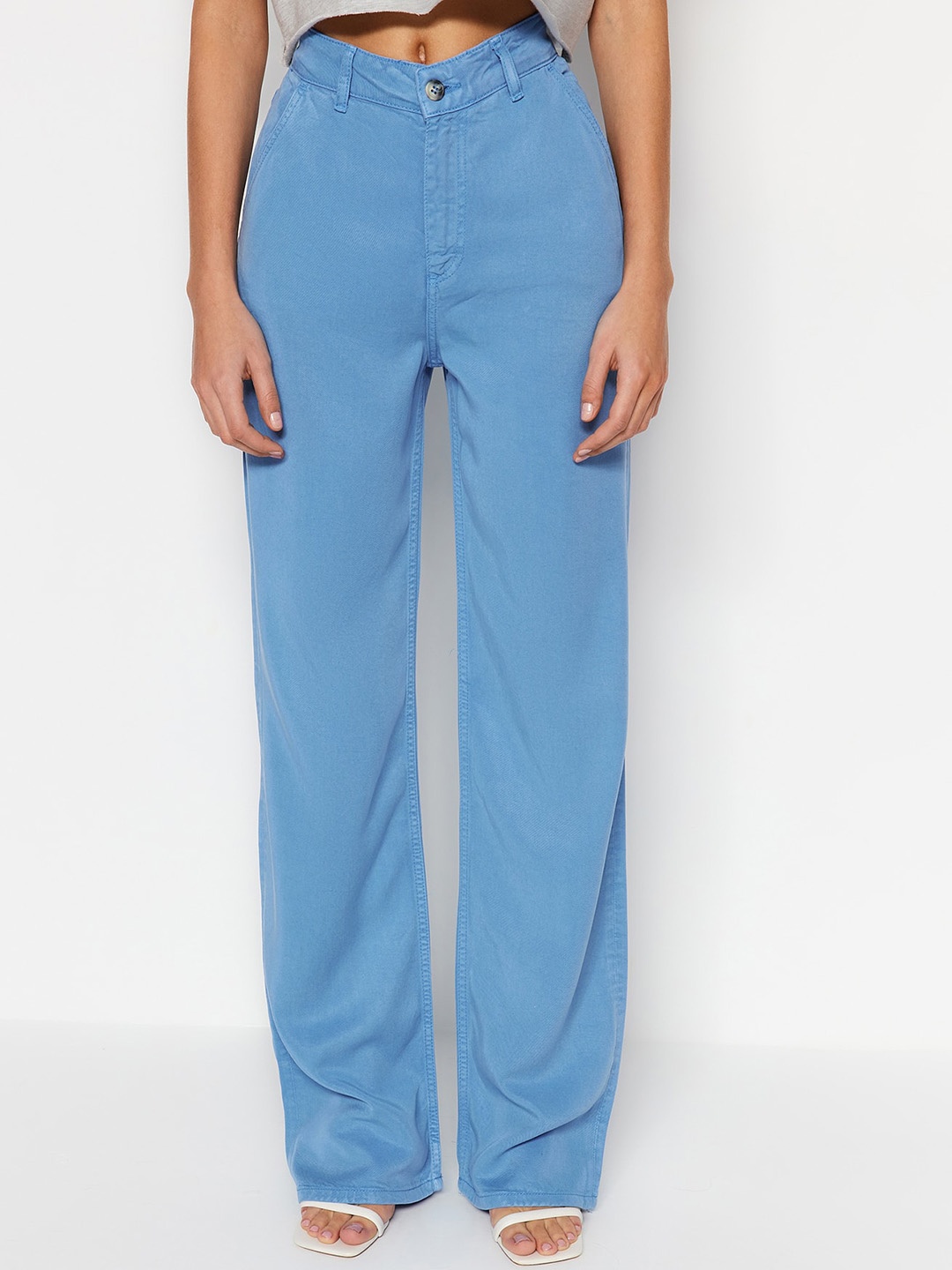 

Trendyol Women Mid-Rise Clean Look Casual Jeans, Blue